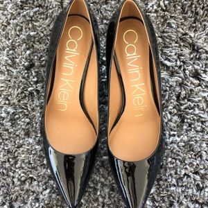 NEW Calvin Klein Gayle Pumps Black Patent US 8